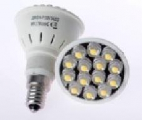 LED světlo E14