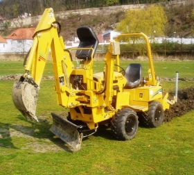 Zemní kolektor rýhovačem pro tepelné čerpadlo země-voda